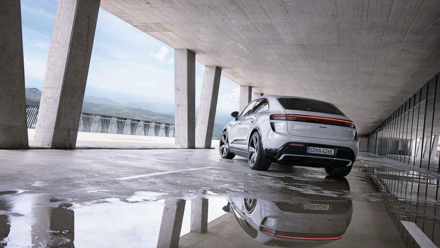 IDEAT Magazin Porsche Macan sets new img 137
