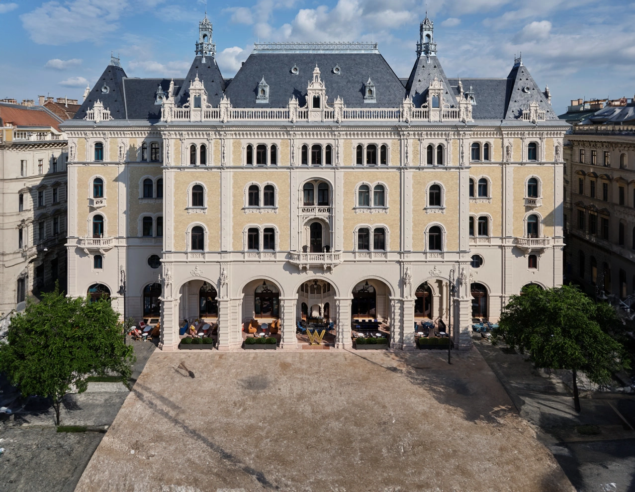 W Budapest Exterior copy 3