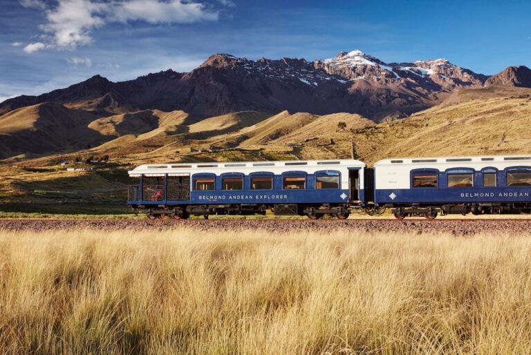 Mit dem Belmond Andean Explorer durch die wilden Steppen von Peru. Foto: Richard James Taylor/ Belmond.