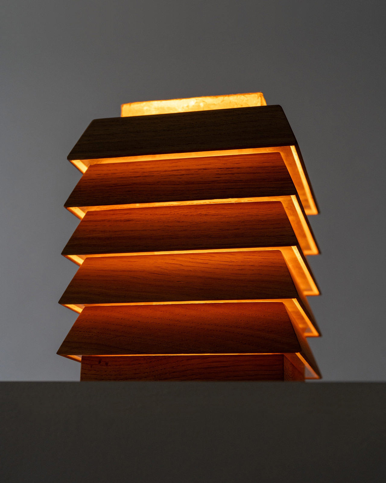 Daniel Heilig zeigt Lichtdesign in Mailand 2 Milan Leuchte 6