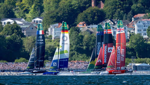 Das Interesse am SailGP Germany auf Sassnitz war groß. An beiden Renntagen waren die Zuschauertribünen ausverkauft. Insgesamt verfolgten über 13 000 Zuschauer das Sportevent. Foto: Ricardo Pinto for SailGP..