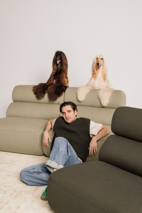 Weich gelandet – das modulare „Smooth Sofa“ von Tylko 2 Supergloo Tylko Smooth Moods LowResDgital 03