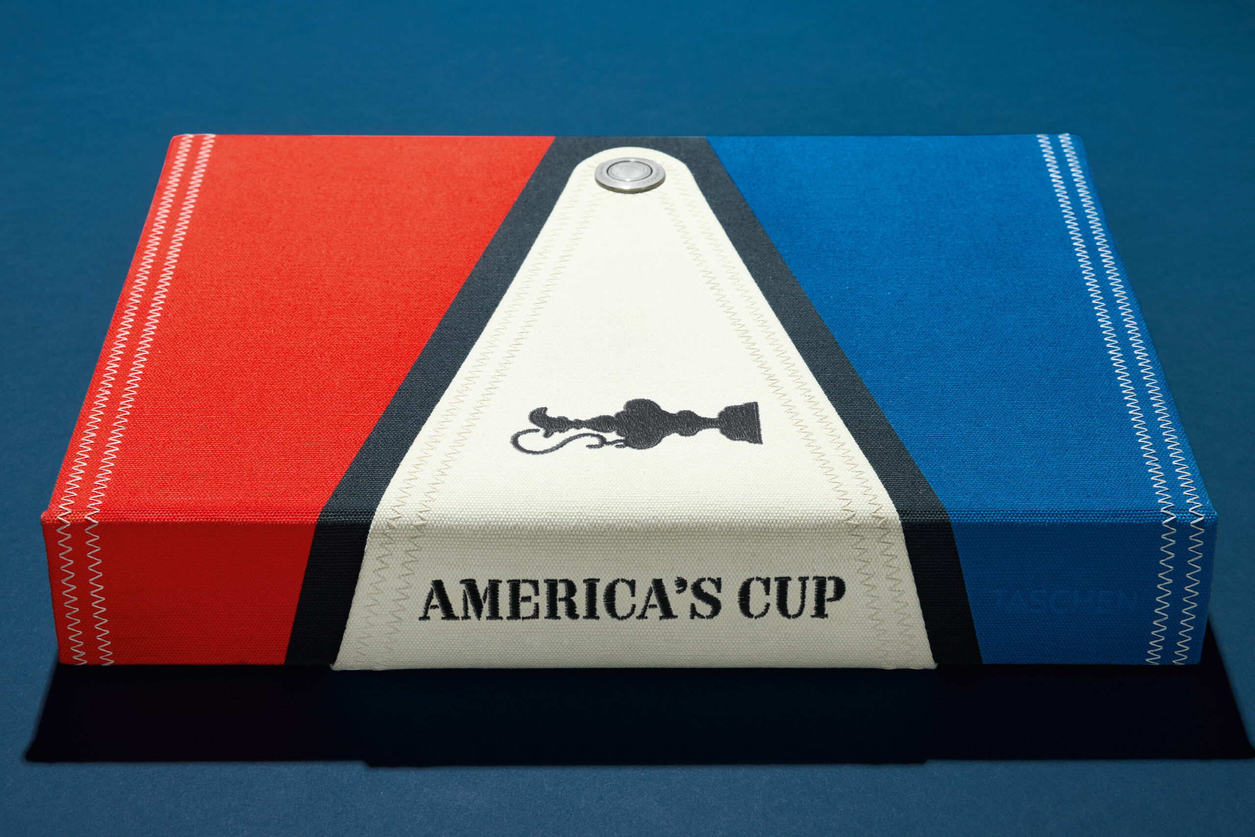 Taschen_CE_Americas_Cup_282-283_0138.jpg America's Cup