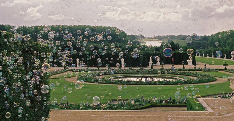 Perfume, Sculpture of the Invisible