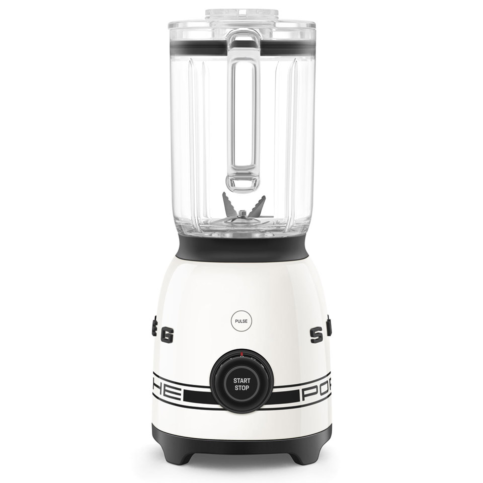 Mit Porsche x Smeg wird die Küche zum Boxenstopp 2 BLF03PCWEU 1