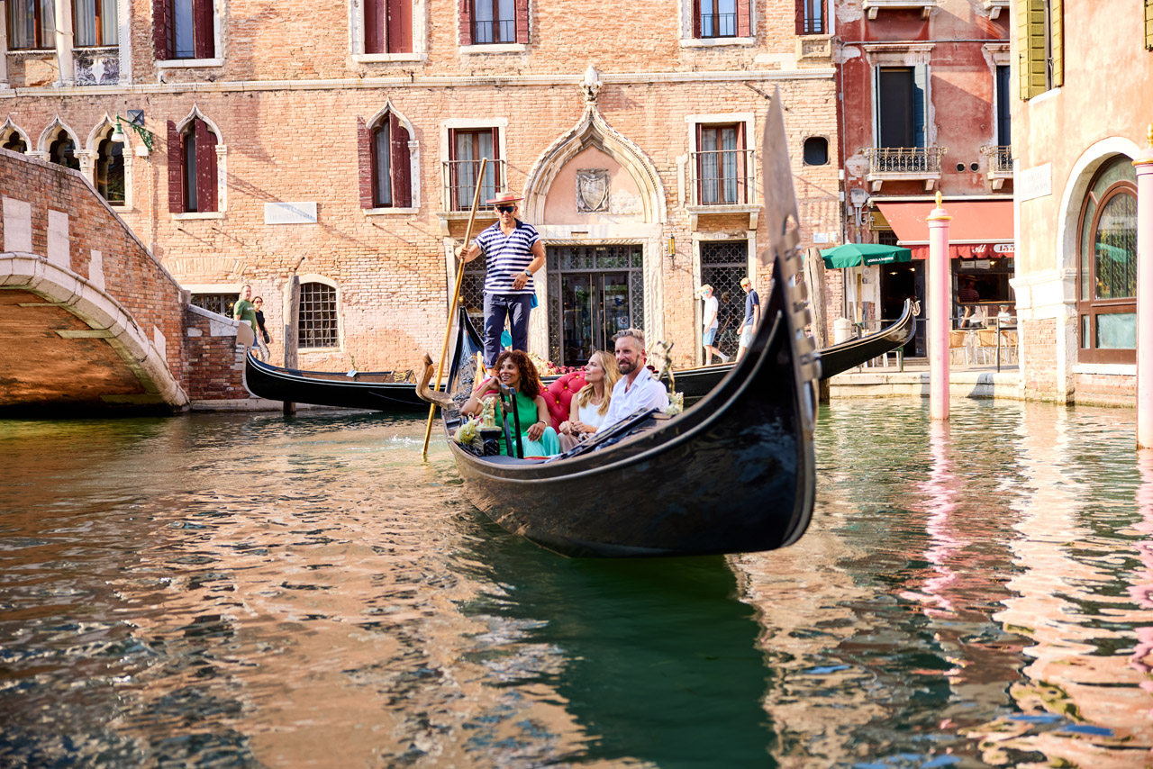 Filmreif – Gondeln auf dem Canale Grande