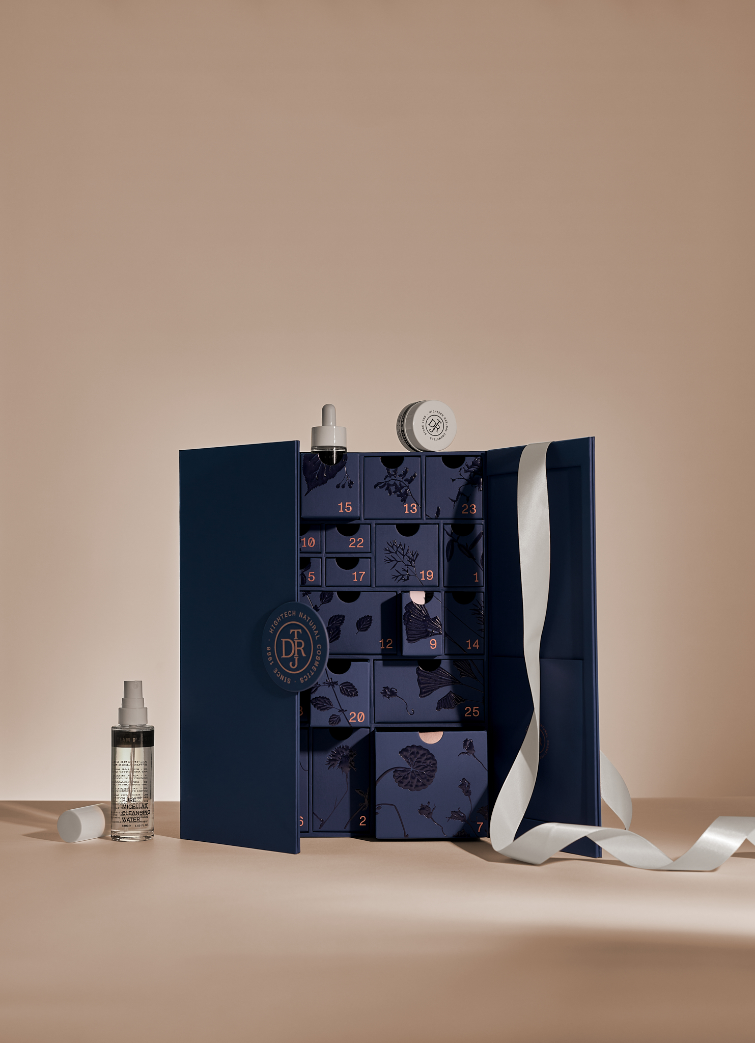 Adventskalender 2025: Luxus, Liebe & kleine Überraschungen 5 TDRJ Advent Calendar8584