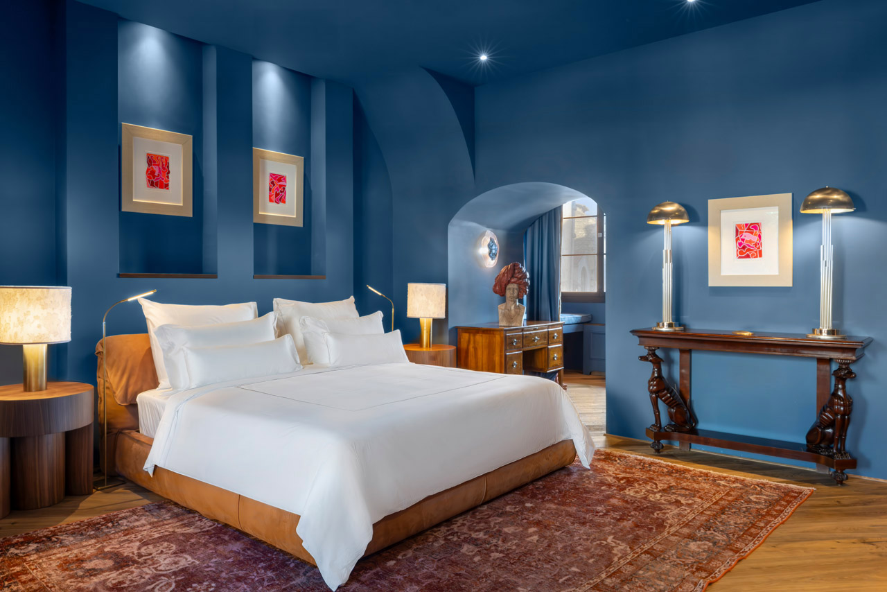 THE JAMES 003546 Premium 0214 t