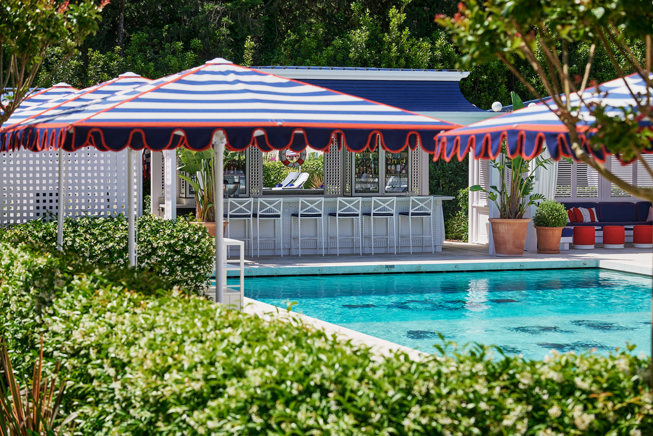 8 AREV POOL POOL BAR