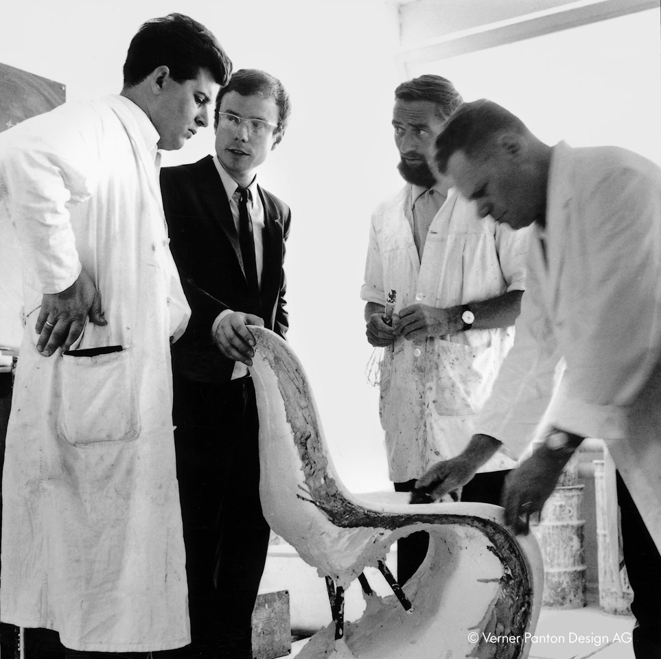 Verner Panton: 100 Jahre Form und Farbe 1 Verner Panton Rolf Fehlbaum Manfred Diebold Josef Stuermlinger P1