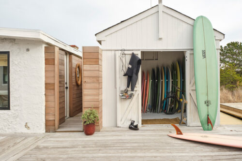p.136 137 Photo Mikey DeTemple Surf Shacks Vol. 3 gestalten 2026