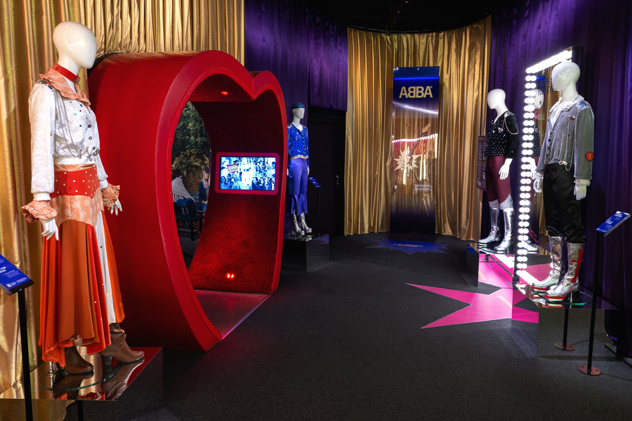Waterloo AgnethaBjornBennyFridaandStarGuitar©Jenny Freijing TTV Media ABBA The Museum